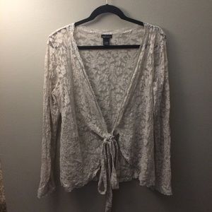 Mods international lace wrap size XL